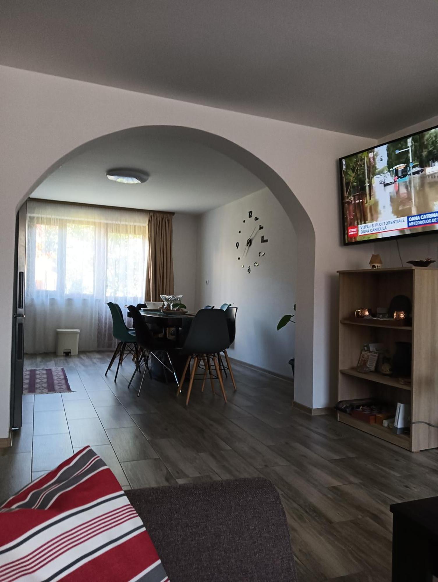 Casa Cerbului Appartement Vişeu de Sus Buitenkant foto